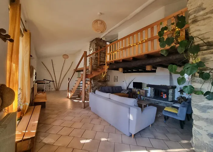 Seuls Au Monde - Mas Isole Avec Vue Sur Le Pic Du Canigo Прад